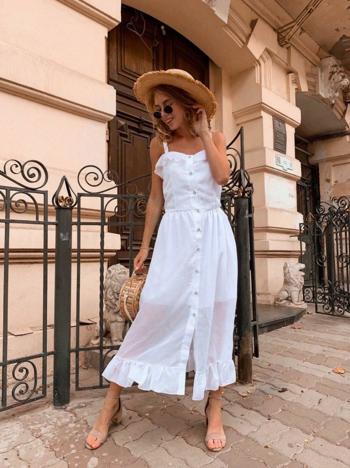 Белое летнее платье