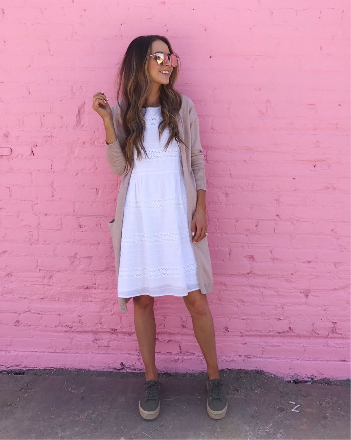 Белый сарафан