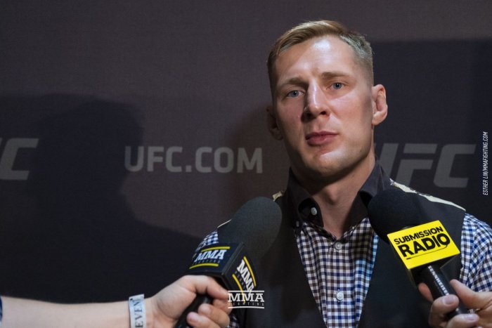 Александр Волков боец