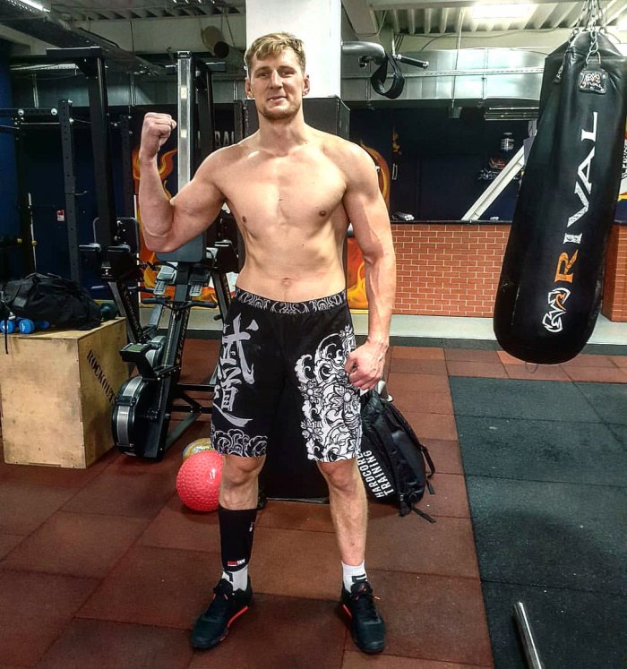 Александр Волков ММА