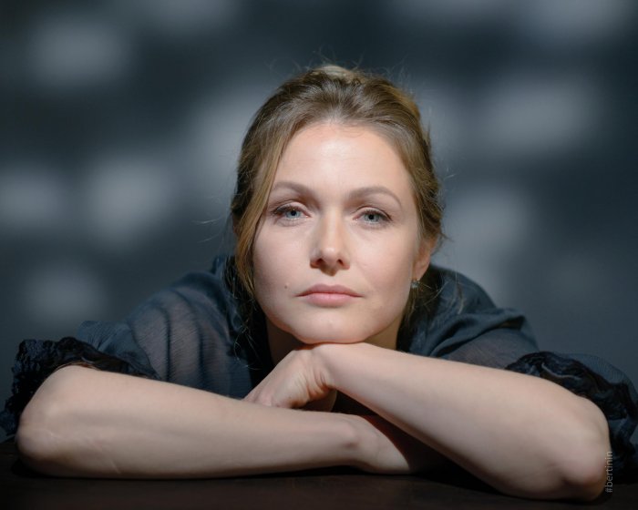 Актриса Эля Болгова