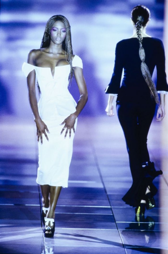 Показ Версаче Наоми Кэмпбелл Синди Кроуфорд Клаудиа шифер