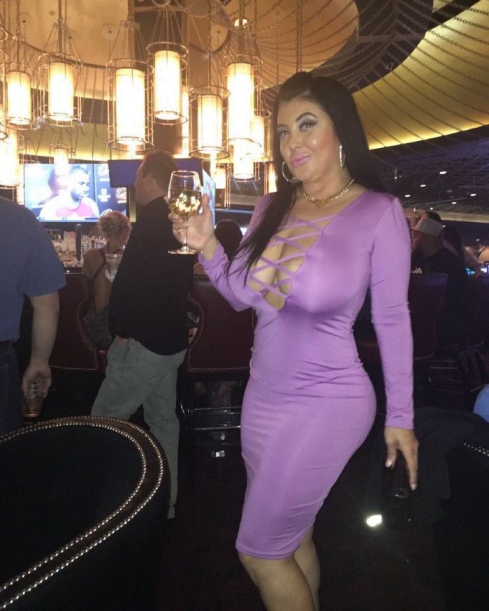 Jaylene Rio сауна