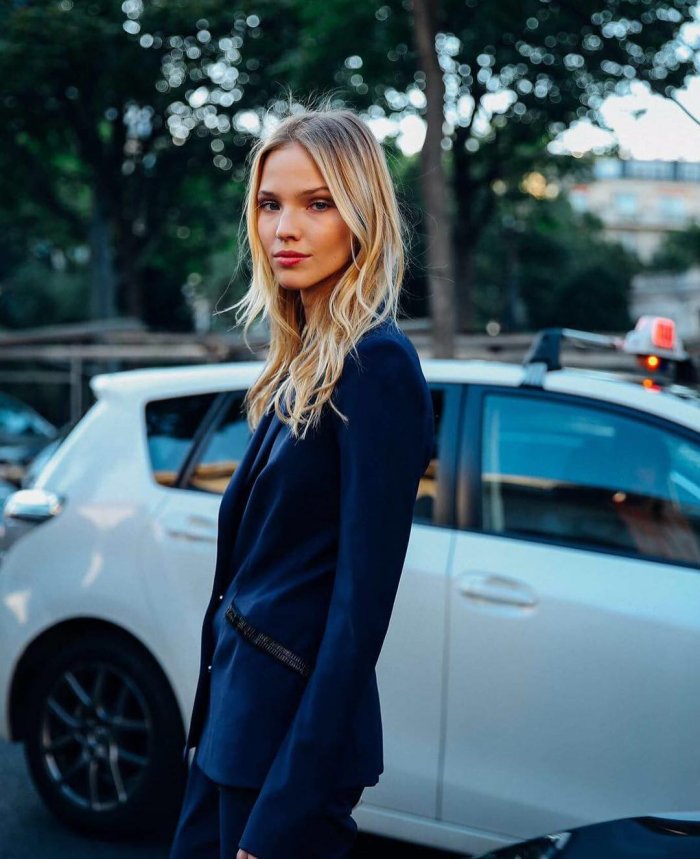 Модель Саша Лусс