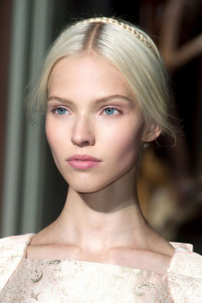 Модель Саша Лусс