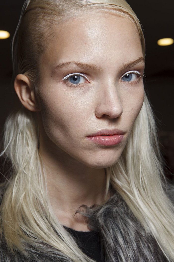 Актриса Саша Лусс