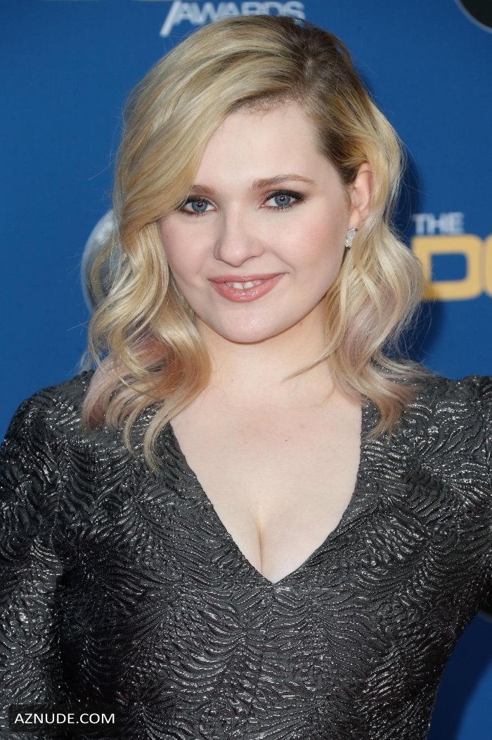 Эбигейл Бреслин hot