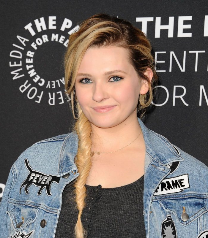 Abigail Breslin 2019