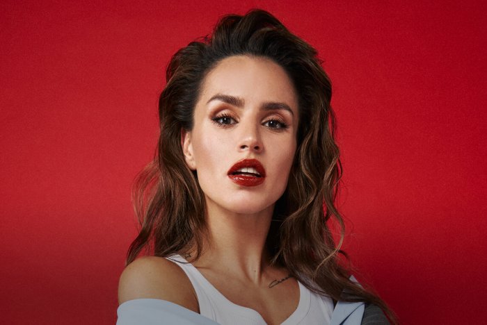 Юлия Зиберт певица