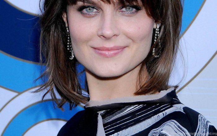 Photos Of Emily Deschanel