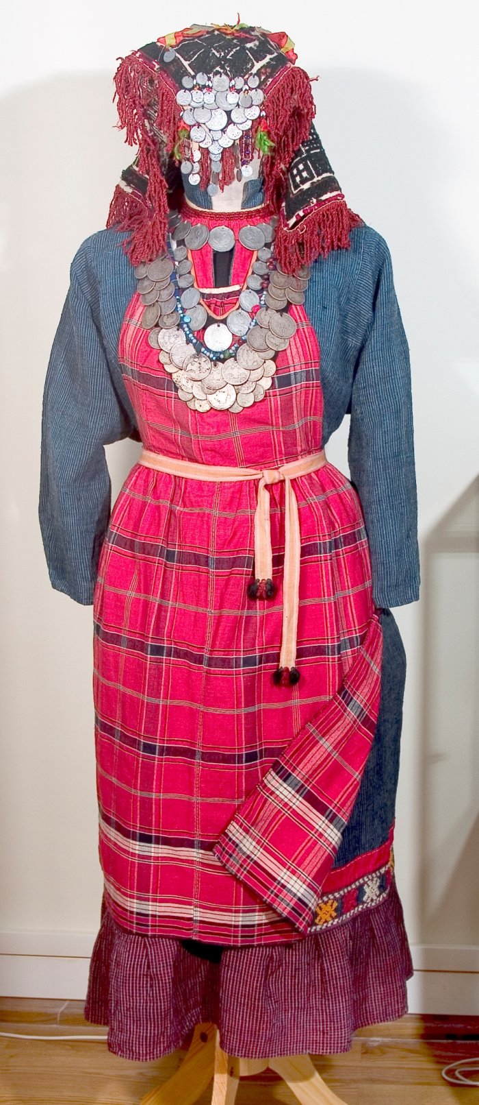 Народная одежда удмуртов