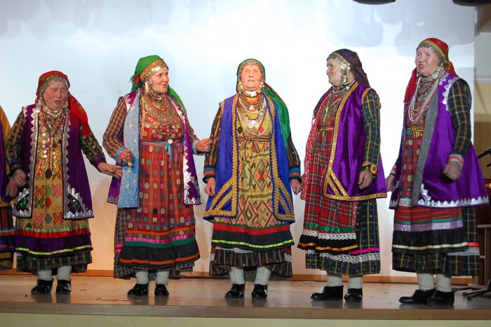 Народы России удмурты