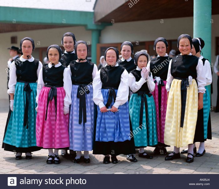 Корсиканец традиционный костюм