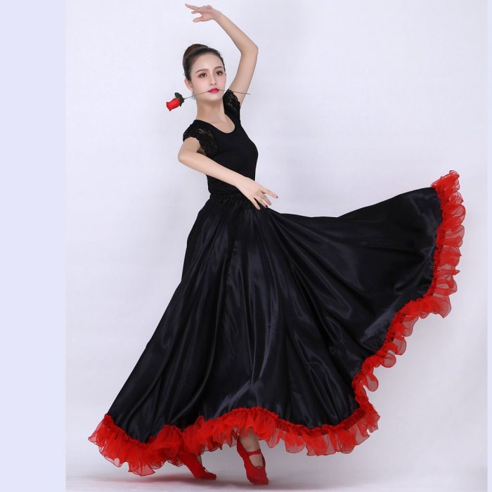 Платье для Фламинго в испанском стиле