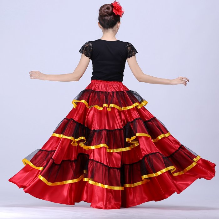 Длинные платья в испанском стиле