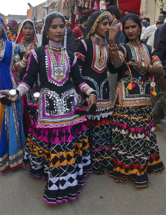 Сари одежда женщин в Индии