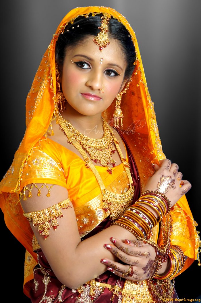 Сари индийское традиционное