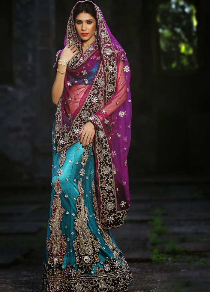 Национальная одежда Индии Сари