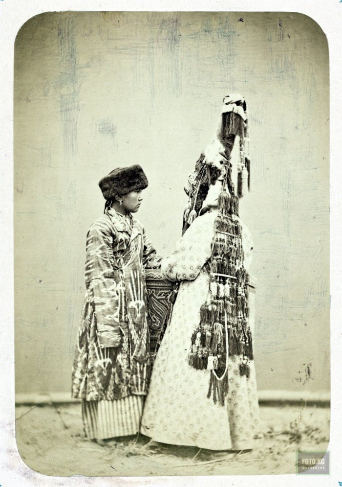 Кыргызские ткани 19 века