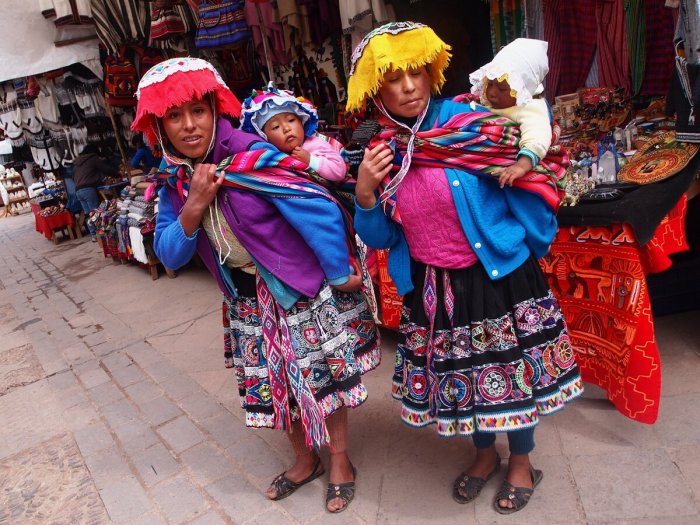 Как одеваются перуанки