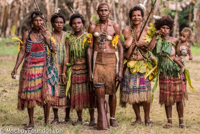 Папуасы новой Гвинеи женщины