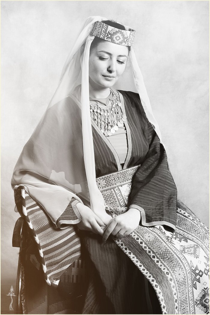 Осетинский народный костюм женский