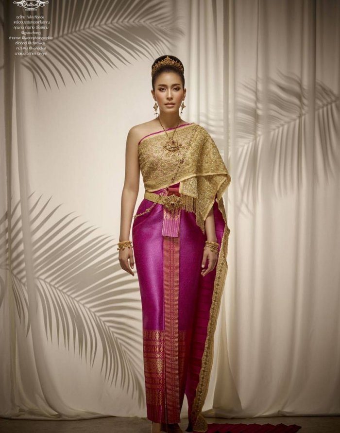 Тайский национальный костюм женский