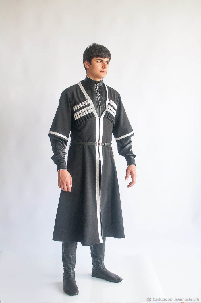 Народный костюм Черкесов