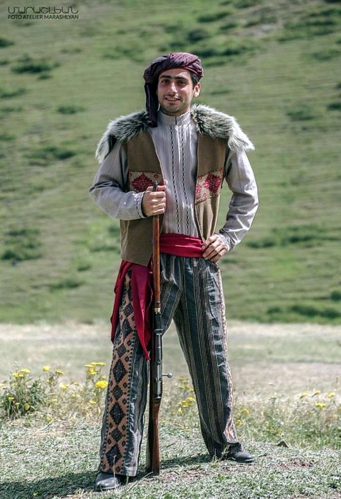 Традиционные костюмы армянов