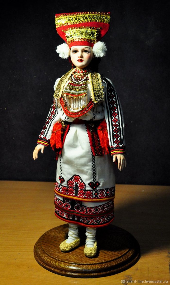 Мордовский национальный костюм женский Мокша