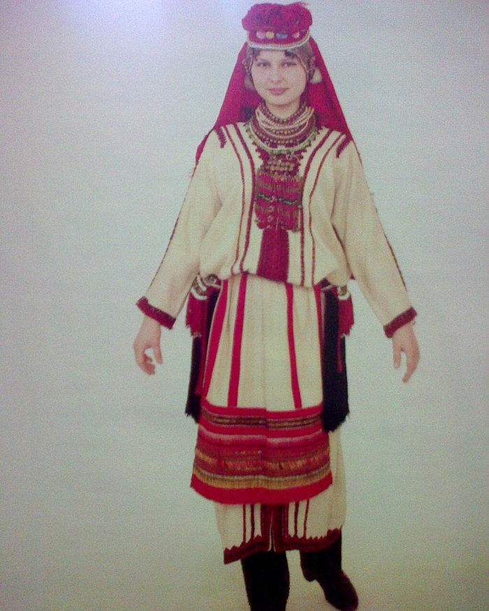 Мордовский национальный костюм эрзянки