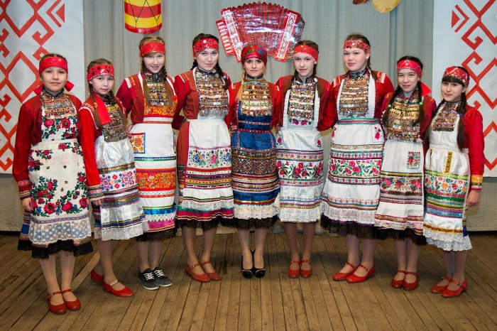 Марийские национальные костюмы луговых марийцев