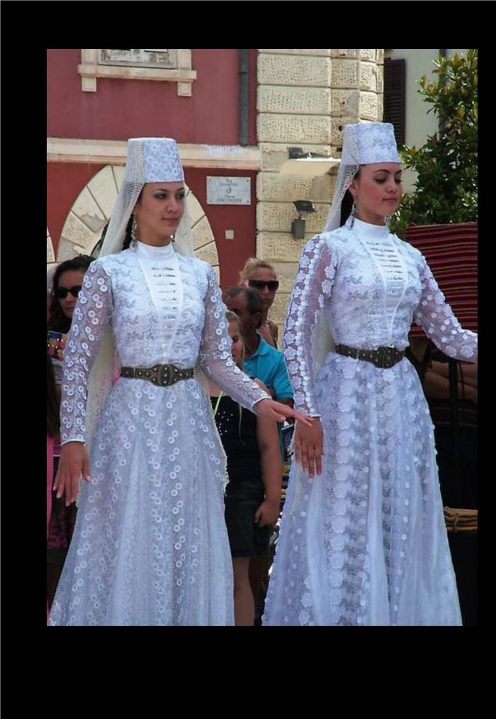 Детское Осетинское национальное платье