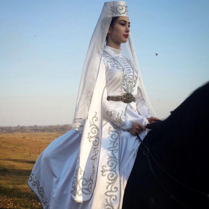 Осетия и осетины