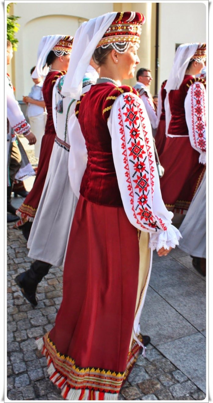 Национальная праздничная одежда Беларусь