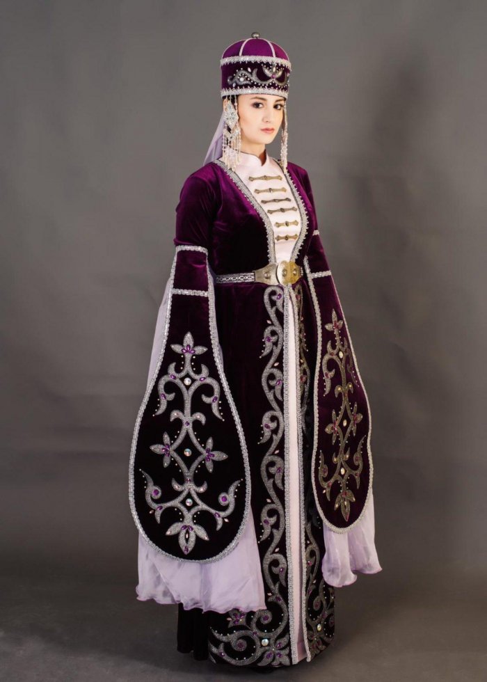 Национальный костюм кабардинцев и балкарцев