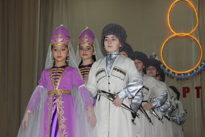 Народный костюм КБР