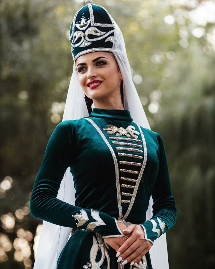 Кабардинцы и балкарцы костюмы