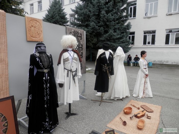 Черкесский костюм