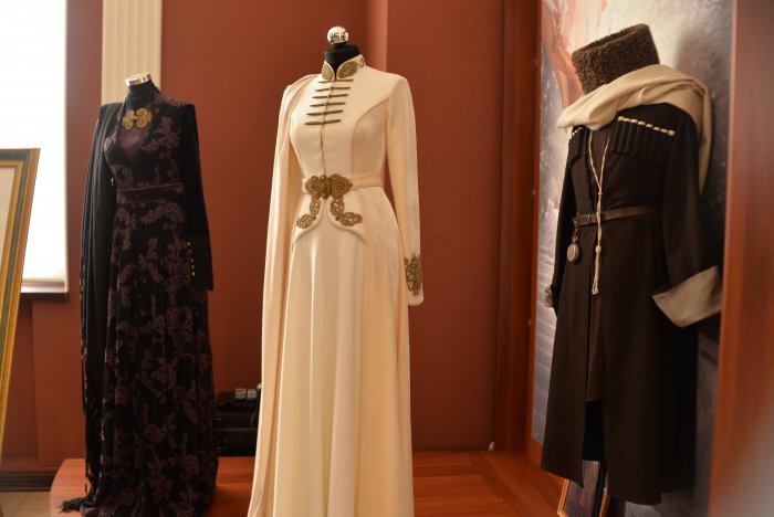 Черкесские национальные платья