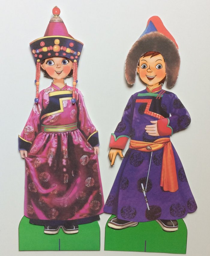 Бумажные куклы в национальных костюмах народов России