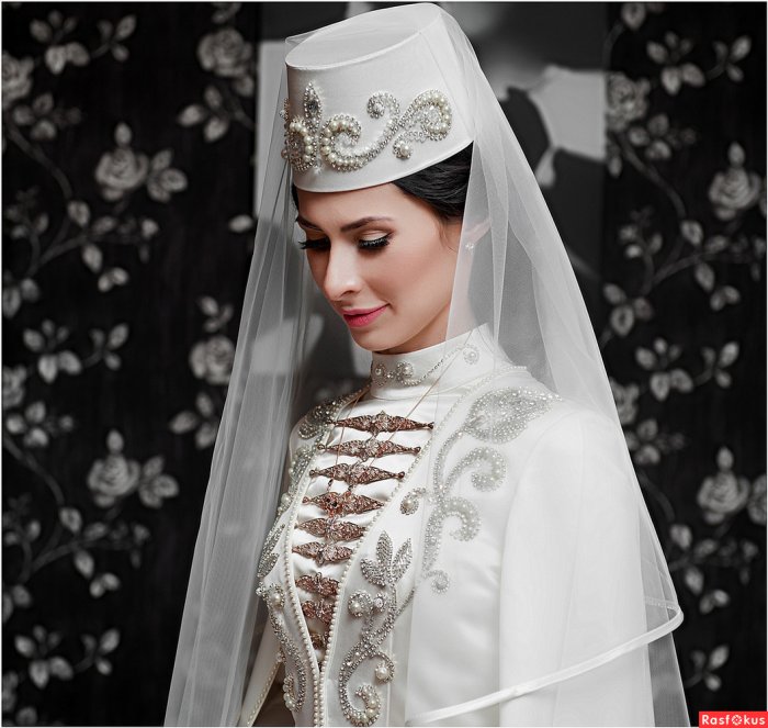 Осетинский свадебный наряд