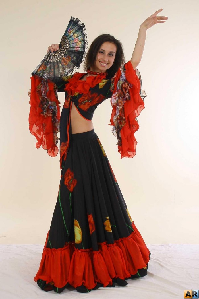 Цыганский костюм женский