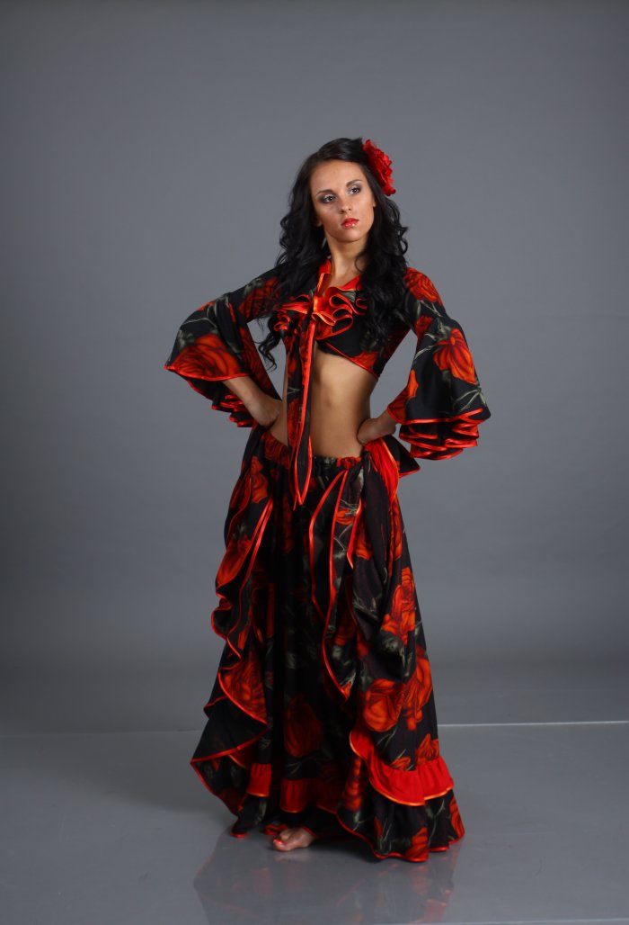 Цыганские костюмы для танцев