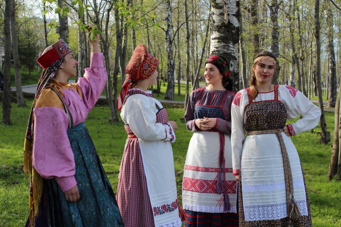 Ижемский Коми национальный костюм