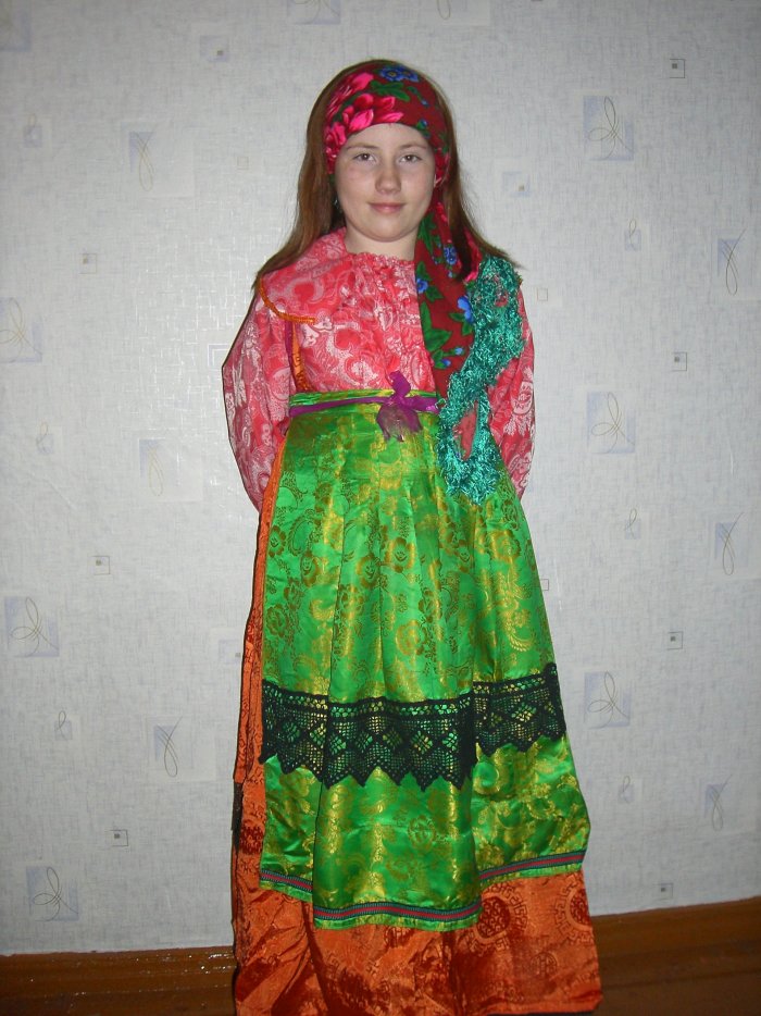 Национальные костюмы народов Пермского края