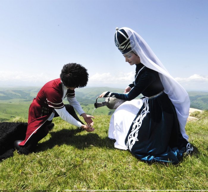 Адыгэ Хабзэ на кабардинском