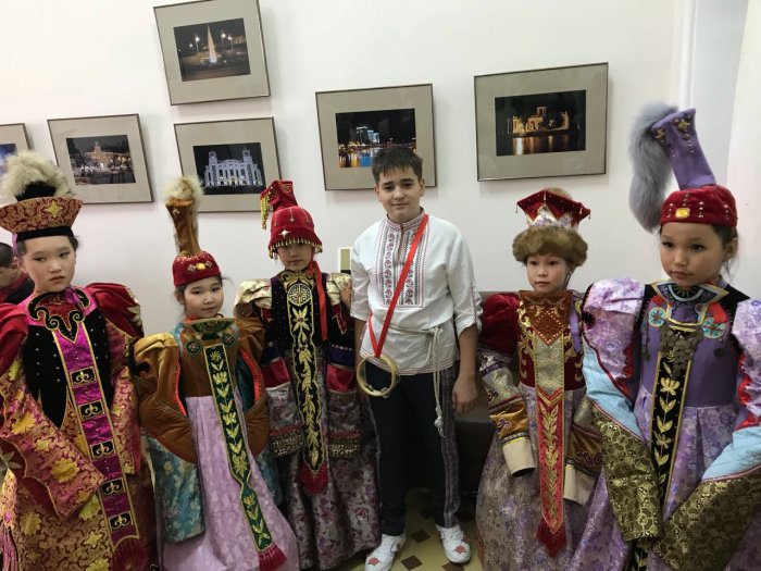 Калмыцкий национальный костюм