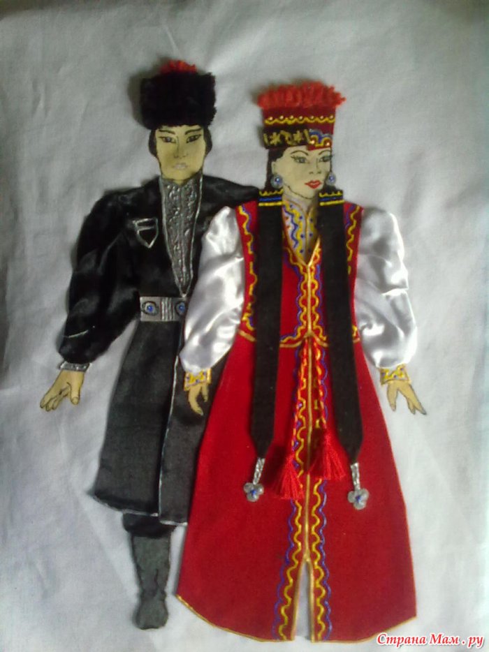 Национальные костюмы народов России калмыки