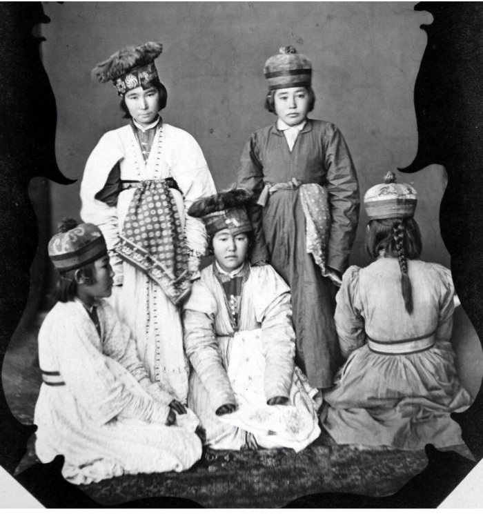 Старинная одежда Калмыков